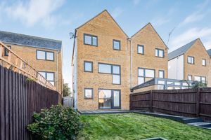 Photo 17- click for photo gallery